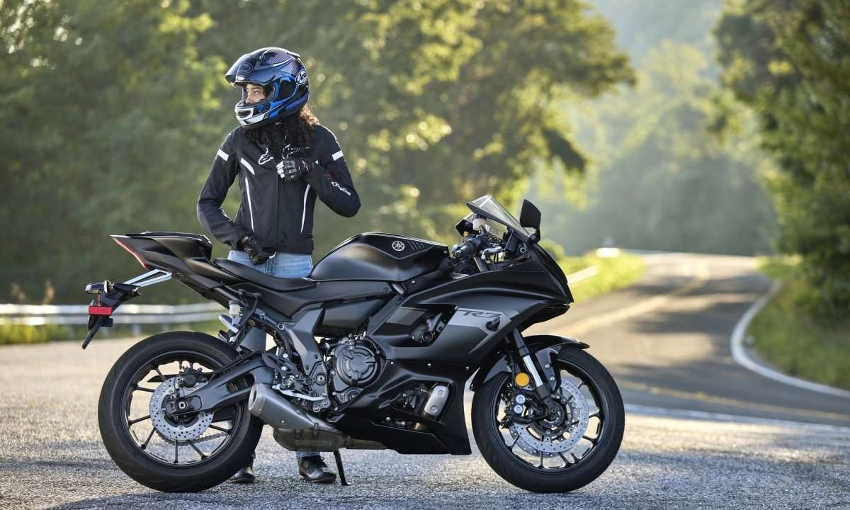 2025 Yamaha YZF R7