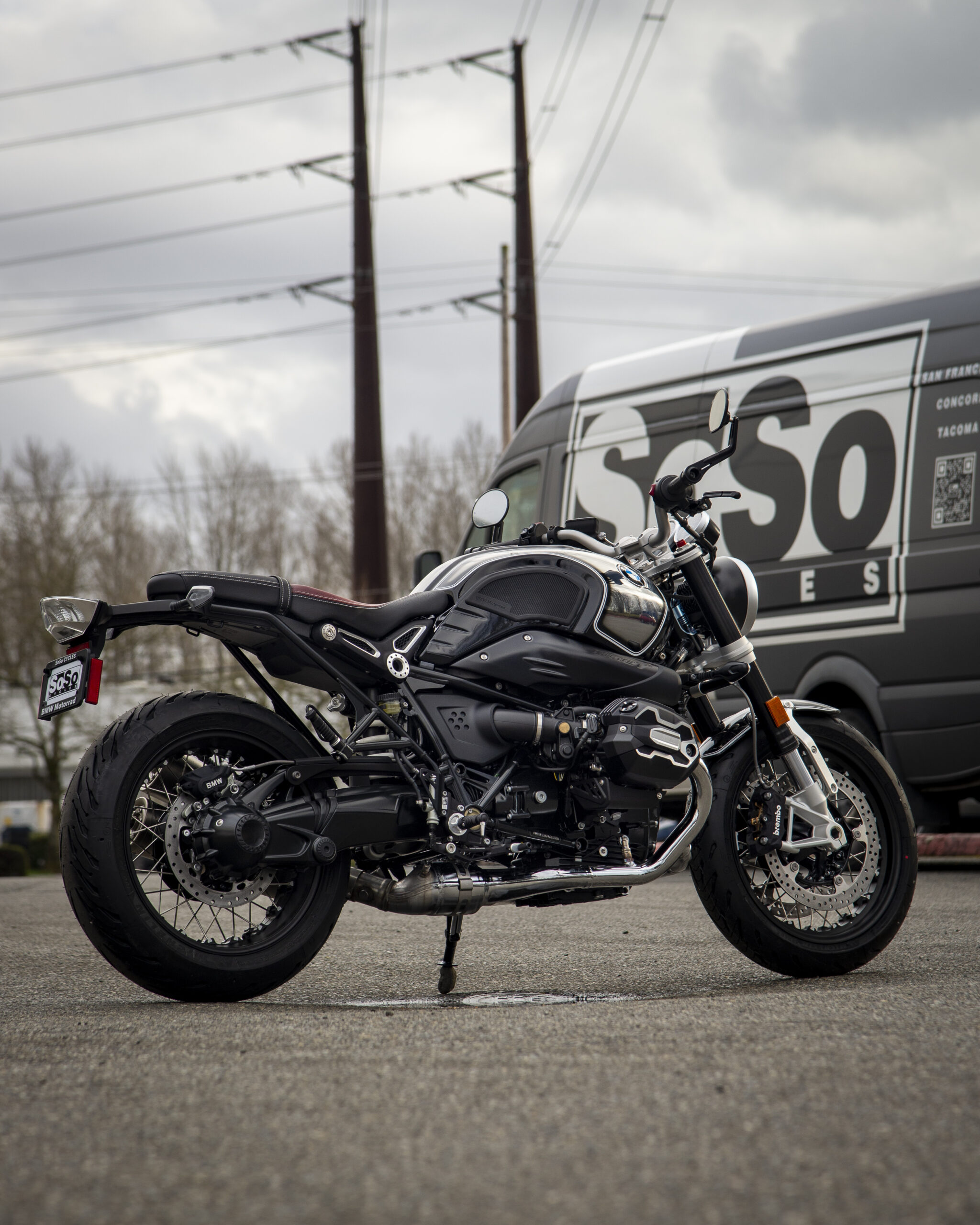 R nineT at SOSO Cyles showroom parking lot