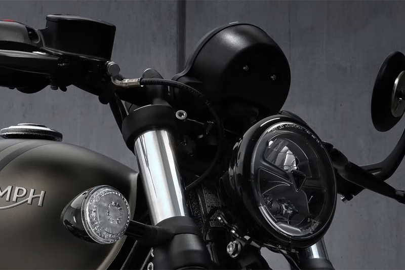 2024 Triumph Bonneville Bobber Image 04