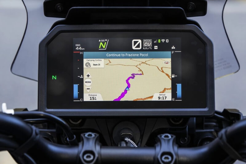 Yamaha Tracer 9 GT Plus 05