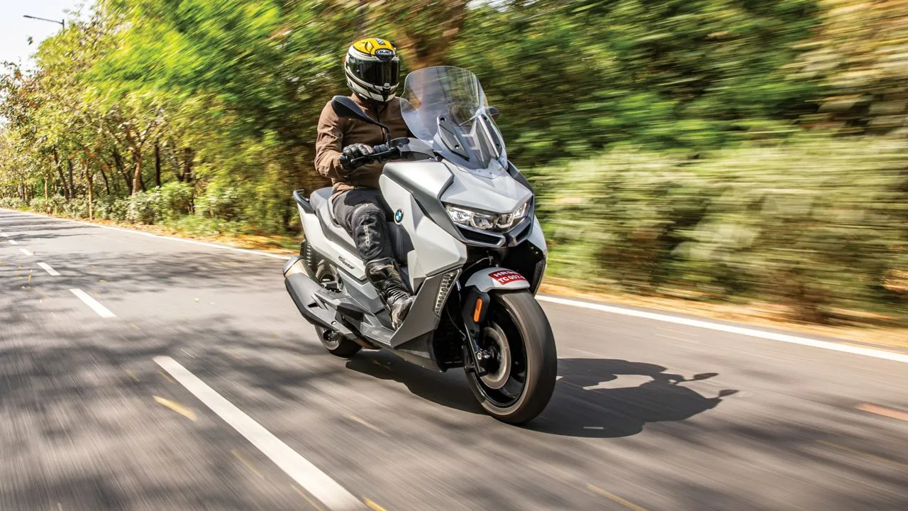 BMW C 400 GT Image 1