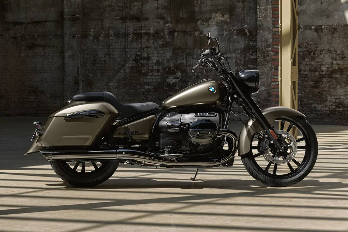 2026 BMW R 18 Roctane