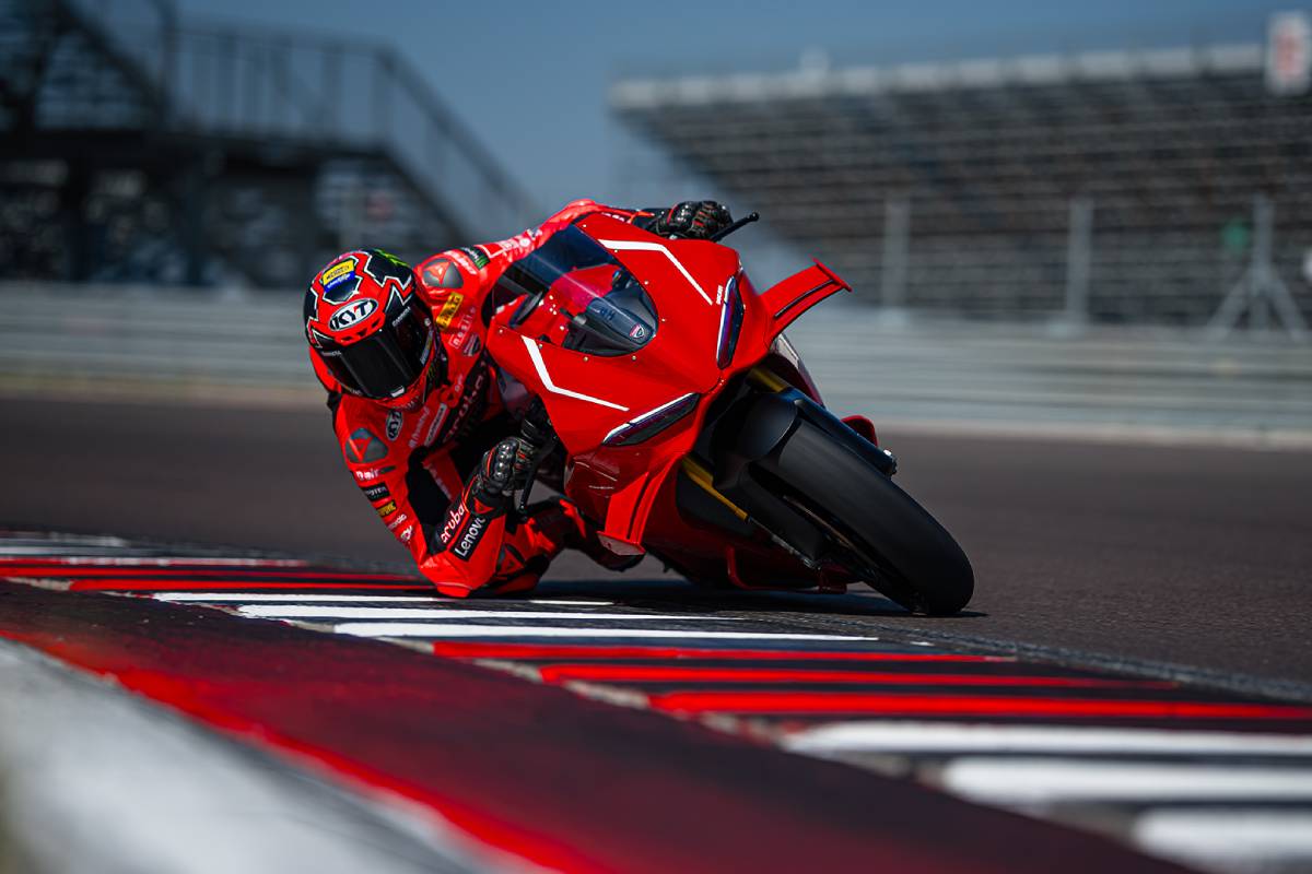 2026 Ducati Panigale V4